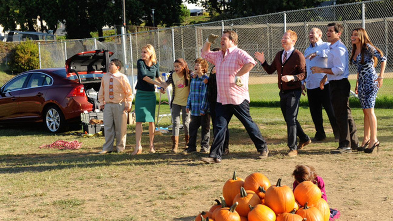 Punkin Chunkin Modern Family