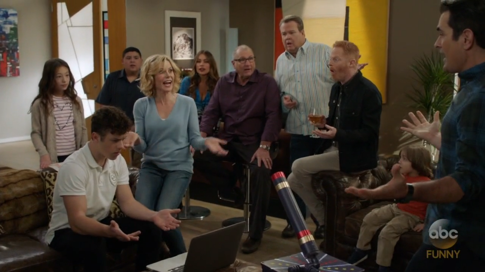 Modern Family Season 8 Review