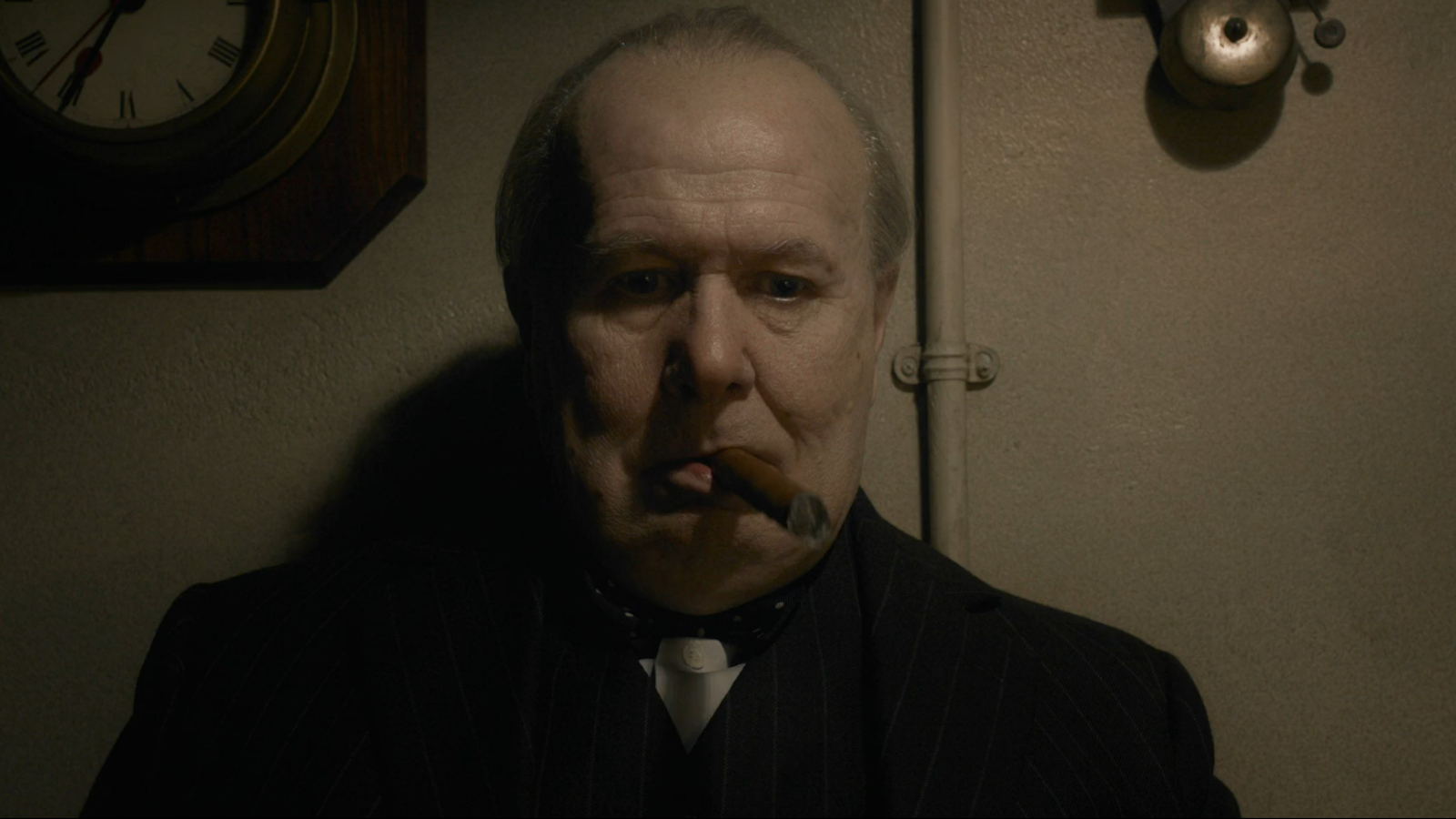 Darkest Hour Movie Review