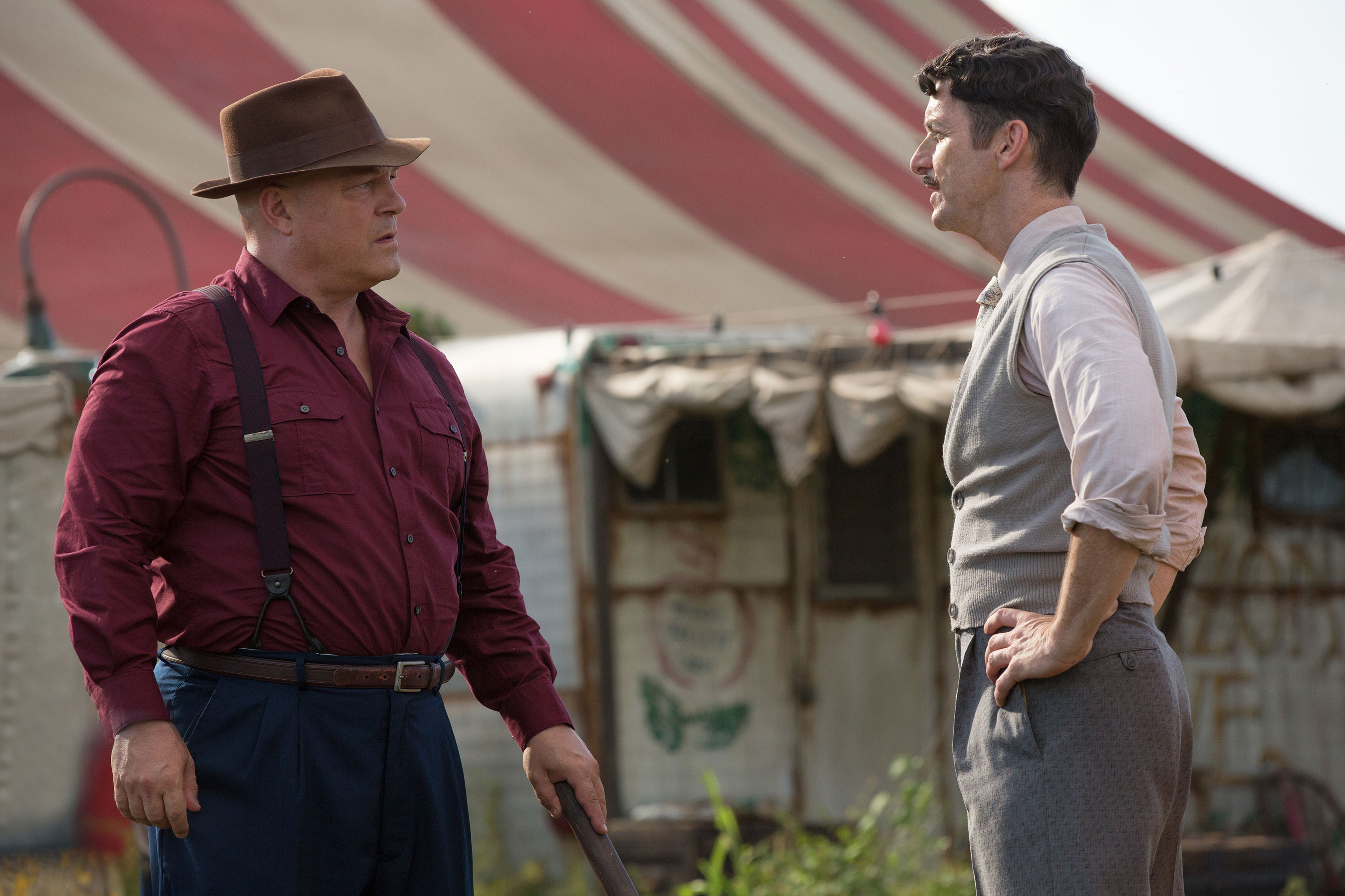 American Horror Story: Freak Show Review